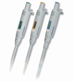 Single channel microliter pipettes Acura®manual 825 / 835, variable