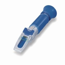 Manual hand-held refractometers