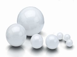 Grinding balls, zirconium oxide