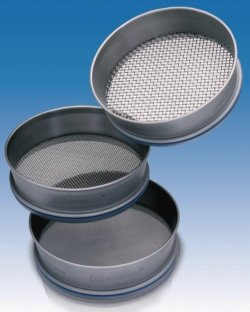 Test Sieves, 200 x 25 mm.